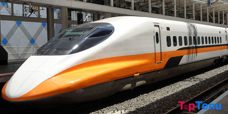THSR-700T Fastest Trains